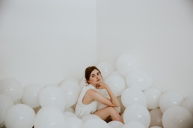 Future in Monochrome: Rise of Fashion White 2125